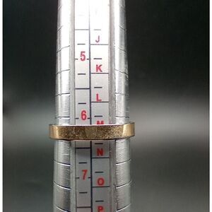 Sterling silver simplistic ring size 6 R251